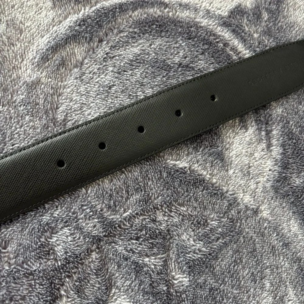 Geoffrey Beene Black Genuine Leather Belt Men's 36 Silver Tone Buckle